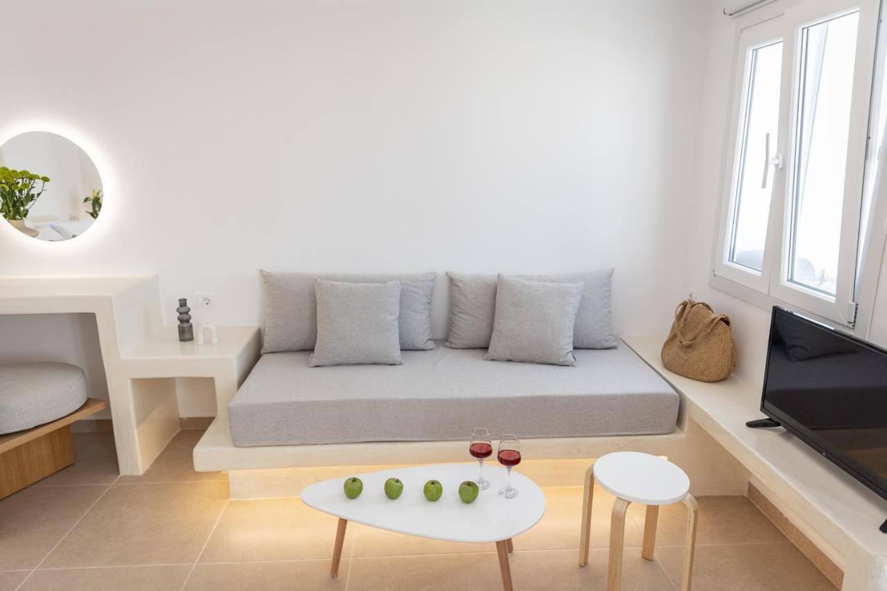 Theophrasti Suites Foinikiá Buitenkant foto