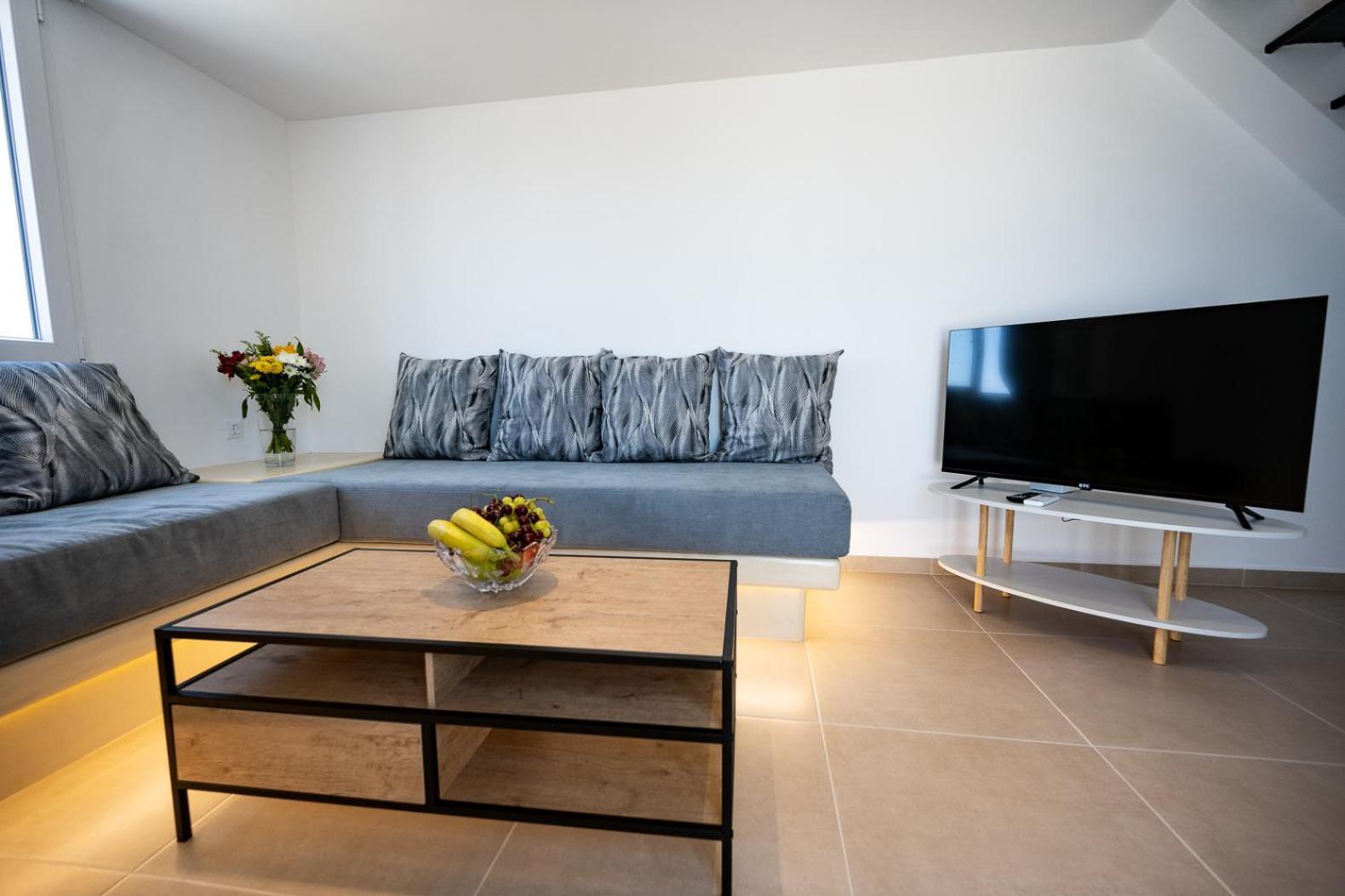Theophrasti Suites Foinikiá Kamer foto